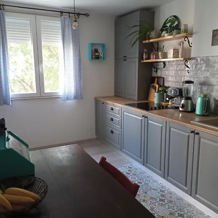 Apartman Alba Apartment *