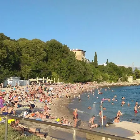 Apartman Alba *