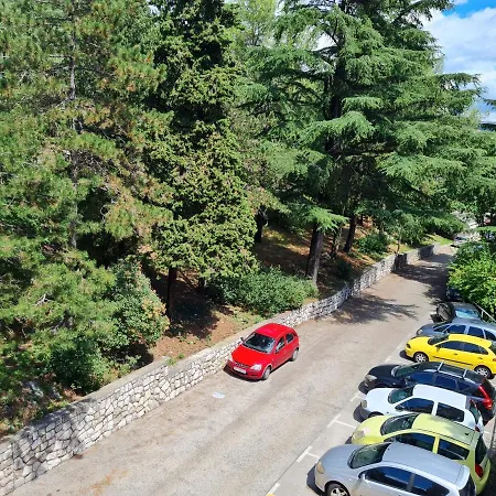 Apartment Apartman Alba Rijeka