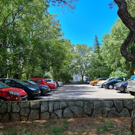 Apartment Apartman Alba